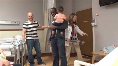 (VIDEO) Couple Reveals Surprising Secret After Birth Couple Reveals Surprising Secret After Birth