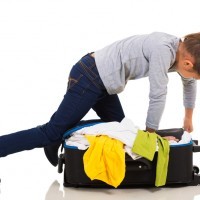 Step By Step Instructions For Vacation Packing dreamstime_s_43155706